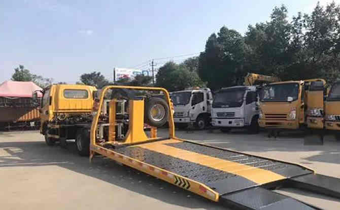 平桂区汽车中途维修案例